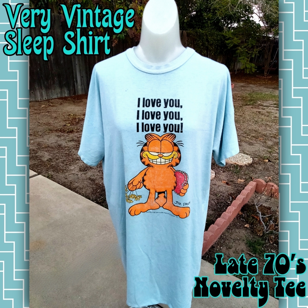 Very Vintage Flirts Garfield Nightshirt